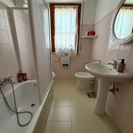 Lina's - A Due Passi Dal Mare *